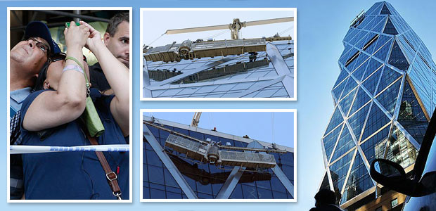 Drama di Manhattan saat 2 Pekerja Terjebak di Ketinggian 183m